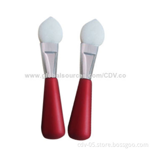 Individual makeup eye applicators, made of wooden handle and aluminum ferrule with latex-free sponge